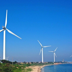 一套大型風力發(fā)電機設(shè)備投資多少錢分析